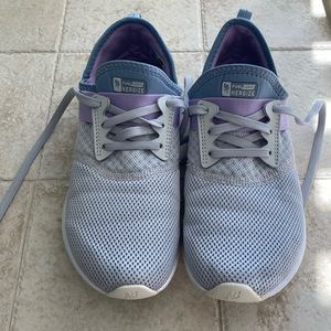 New balance fuel core nergize 7.5 gray and lilac sneaker